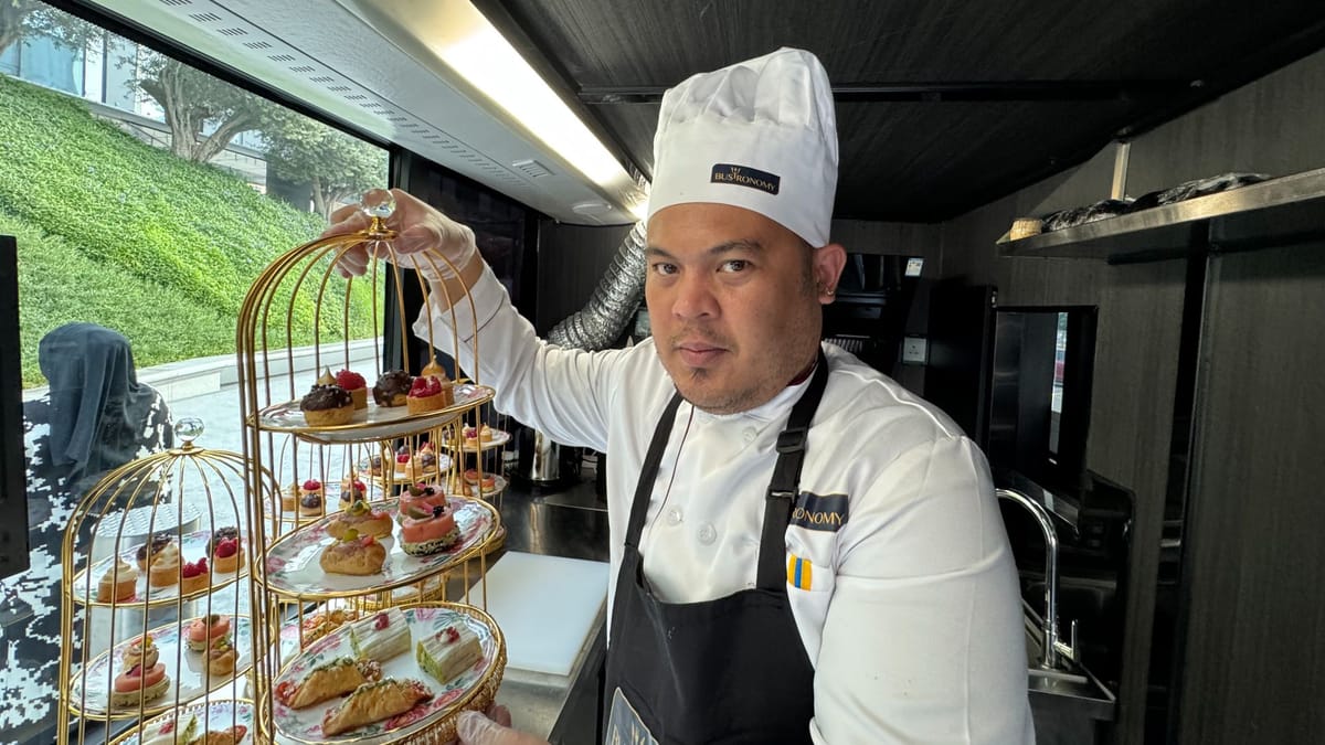 Dubai: Bustronomy Gourmet Brunch, Afternoon Tea, or Dinner on a Luxury Glass-Roof Bus!