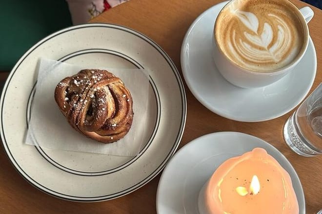 Paris' Cafe Culture -- Best Coffee Roasting & Pastry Pairing Walk