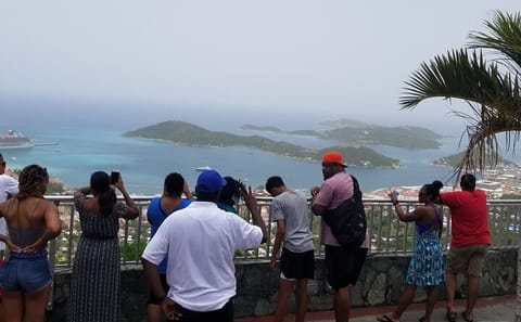 Scenic Skyline Drive and Beach Tour in Charlotte Amalie