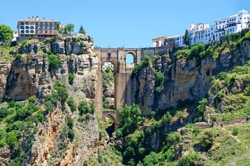Private Walking Tour of Ronda's Historic Gates and Landmarks