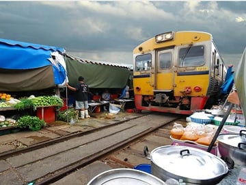 Maeklong Railway Market and Amphawa Floating Market Tour