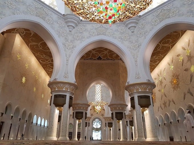 Semi Private Full-Day Tour of Abu Dhabi and Qasr al Watan Ticket  4