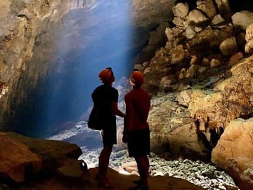 Full-Day Paradise Cave Tour: Departing from Hue on Even Days