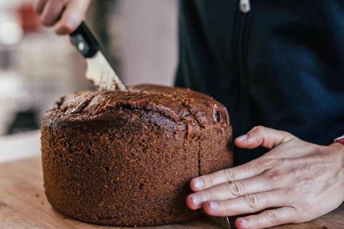 Rye Bread Tour – Geothermal Bakery, Iceland