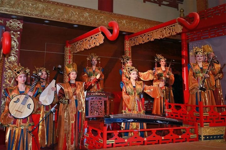 Tang Dynasty Show Optional Dumplings and Round trip Transfer  4