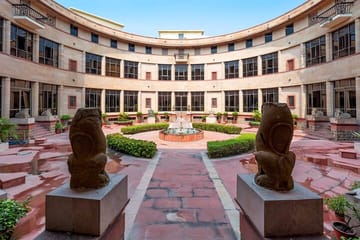 Private Full Day Tour of UNESCO Sites in New Delhi