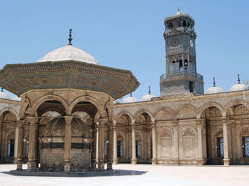 Hanging Church and Islamic Cairo City Tour with Historic Sites