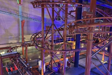Private Day Tour to Genting Highlands with Theme Park Access
