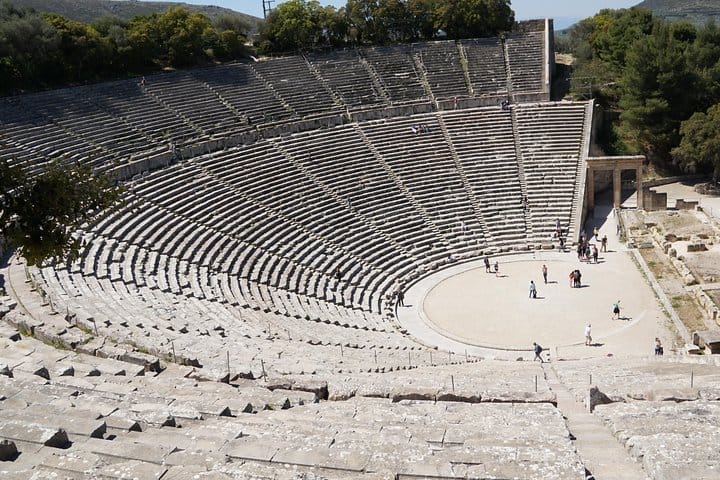 2 Days Private Tour: Sparta - Mystras - Mycenae - Epidaurus & Corinth  9