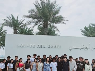 Abu Dhabi Grand Mosque and Louvre Museum Tour from Dubai