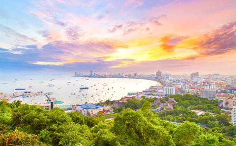 Day Trip to Pattaya City & Koh Larn Island Tour From Bangkok