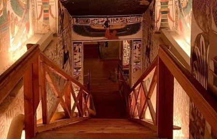 Private Valley of the Queens Tour in Luxor's West Bank