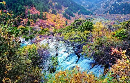 3-Day Private Adventure Tour in Jiuzhaigou National Park