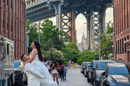 NYC Summer in Brooklyn: Bridge, DUMBO, and Coney Island Tour