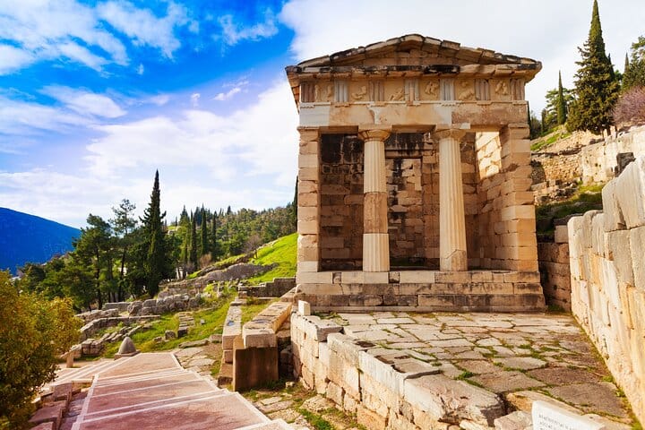 Athens Private Full-Day Tour Delphi Archaeological Site & Museum