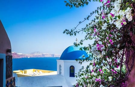 Private 5-Hour Tour of Akrotiri and Perissa in Santorini
