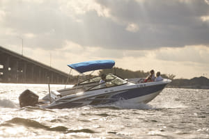 Miami Boat Tour –Day and Night Cruises with Champagne