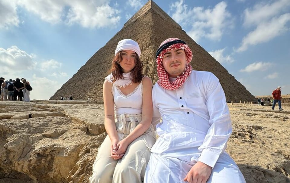 Vip Tour Giza pyramids, sphinx with Camel Ride and Vip lunch