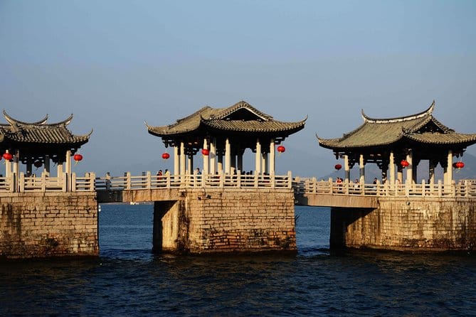 Private Day Trip to Chaozhou from Guangzhou by Round-way Bullet Train  5
