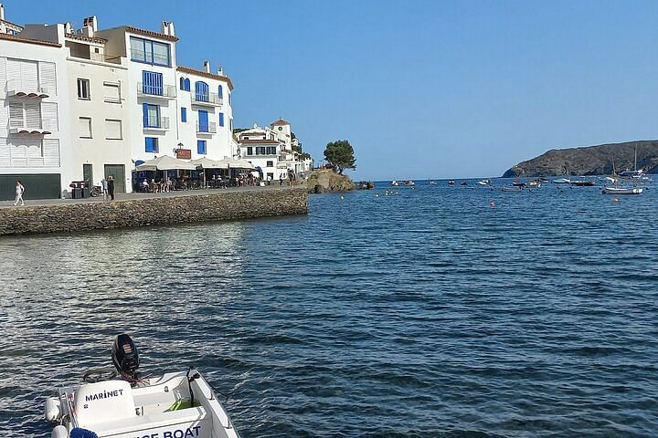 Private Guided Tour of Cadaqués: Discover Dalí’s Legacy and Stunning Views