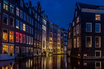 Amsterdam Holiday Walking Tour of Iconic Landmarks