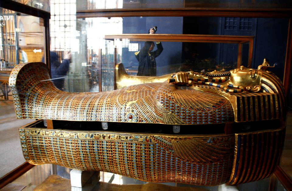Full Day: Cairo by Plane Pyramids, Egyptian Museum, Old Bazaar from Hurghada 2