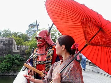 Strolling in Kimono at Osaka Castle Honeymoons for newlyweds Birthday gifts for wives, husbands, or partners The Honor Plan is frequently booked.