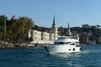 Private Bosphorus Yacht Cruise 4