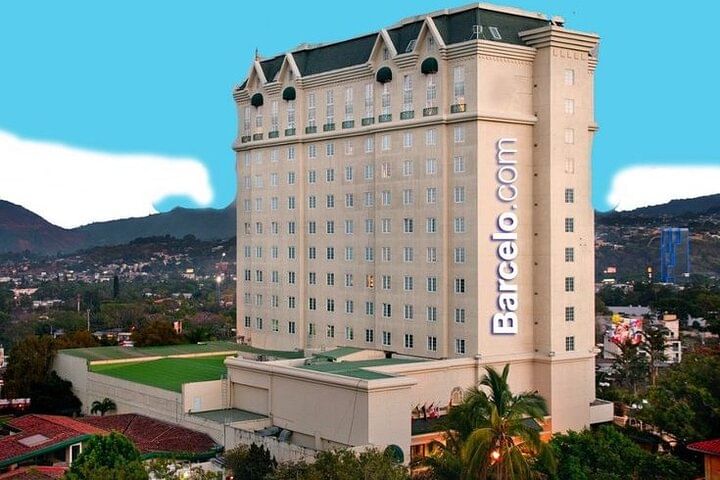 Private Arrival Transfer – El Salvador International Airport to Decameron Hotel