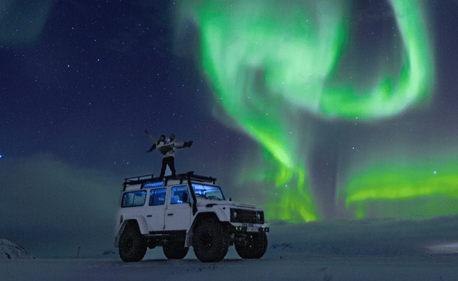 Northern Lights 4×4 | Private Super Jeep Tour | Photo Package Included
