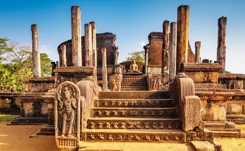 Day Tour of Polonnaruwa Ancient City from Colombo