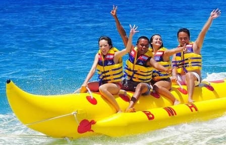 Parasailing, Banana & Sofa Boat & Private transfer in Hurghada