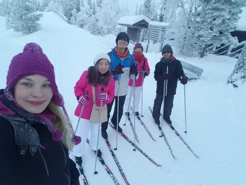 Cross-Country Skiing Experience in Pyhä-Luosto	