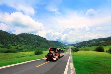 Wulong Karst National Park Day Tour from Chongqing