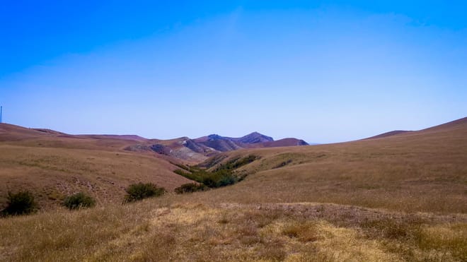 Tbilisi: Private Tour to Rainbow Mountains – David Gareja – Semidesert – Lake 10