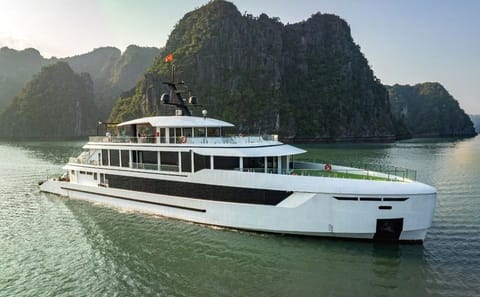 The MOST Luxurious Day Cruise Discover Lan Ha Bay with Lunch