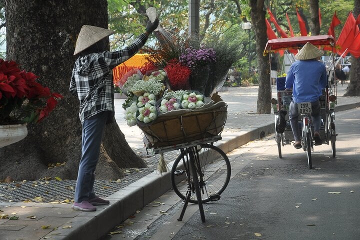 Cyclo Hanoi Tour A Unique Way to Explore the City 2