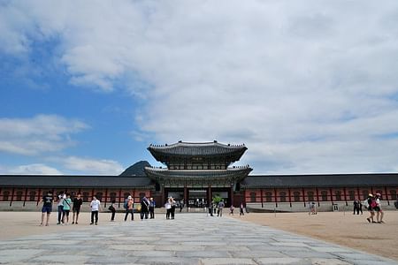 Full-Day Palace Tour in Seoul