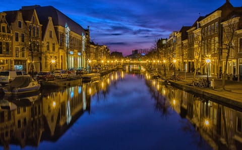 Private 24-Day Luxury Tour of Paris and France