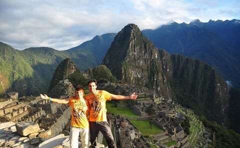4-Day Machu Picchu Biking and Hiking Tour from Cuzco