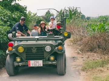 Hanoi Jeep Tour to Bat Trang Ceramic Village and Surroundings