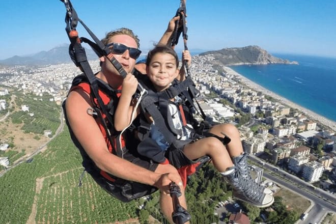 Alanya Tandem Paragliding Tour with Roundtrip Transfer from Side 2