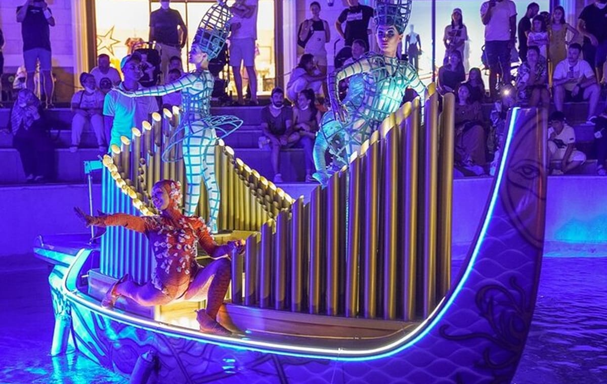 Land of Legends Night Show with Round Transfer from Antalya