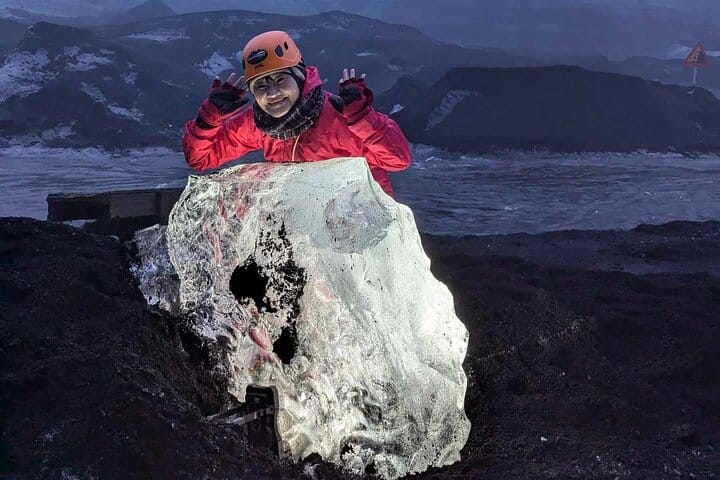 3 Hours Katla Ice Cave Tour/Meet in Vík 9