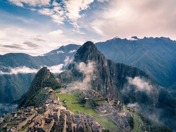 4-Day Trek to Machu Picchu Through the Inca Trail