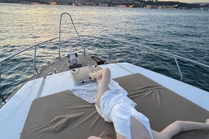 Private Istanbul Yacht Swimming Tour