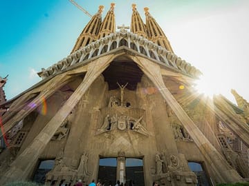 Barcelona Day Trip from Valencia with Guided Tours and Photos