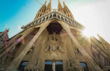 Barcelona Day Trip from Valencia with Guided Tours and Photos