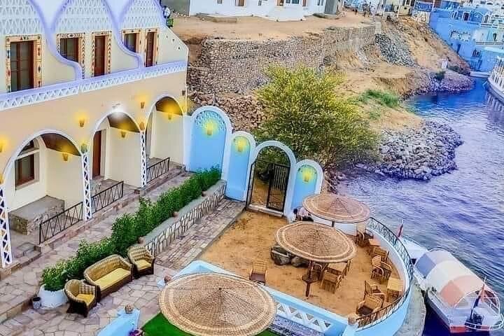 Buy 4-Days Nile cruise from Aswan to luxor with hot air balloons and Abu simple  8