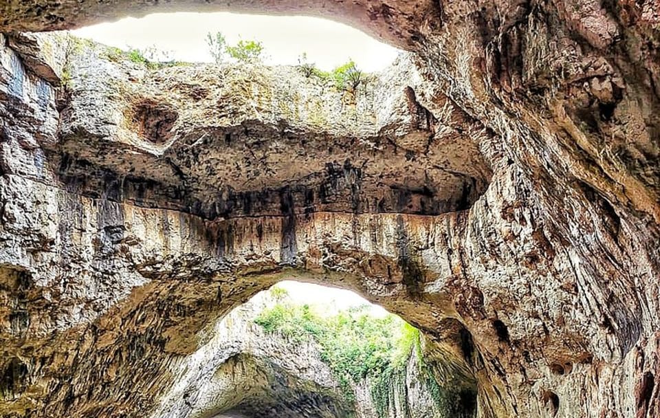 Three Cave Exploration Tour in Bulgaria: Saeva Dupka, Eyes of God, Devetashka